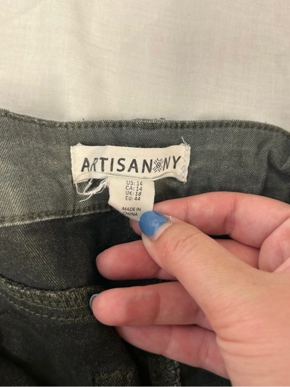Women’s Artisan NY Green Subtle Camo Pants Size 14 - Picture 5 of 5